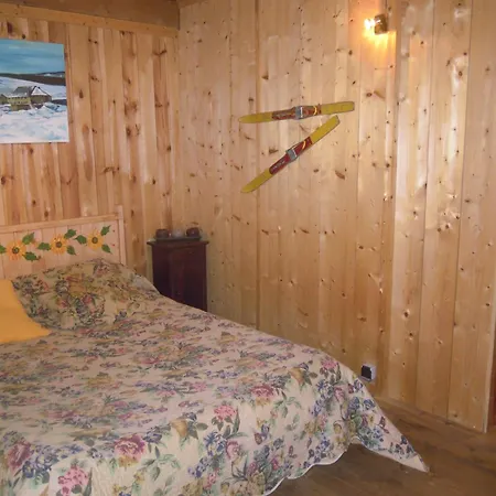 Gite Le Francillon Ferienhaus *